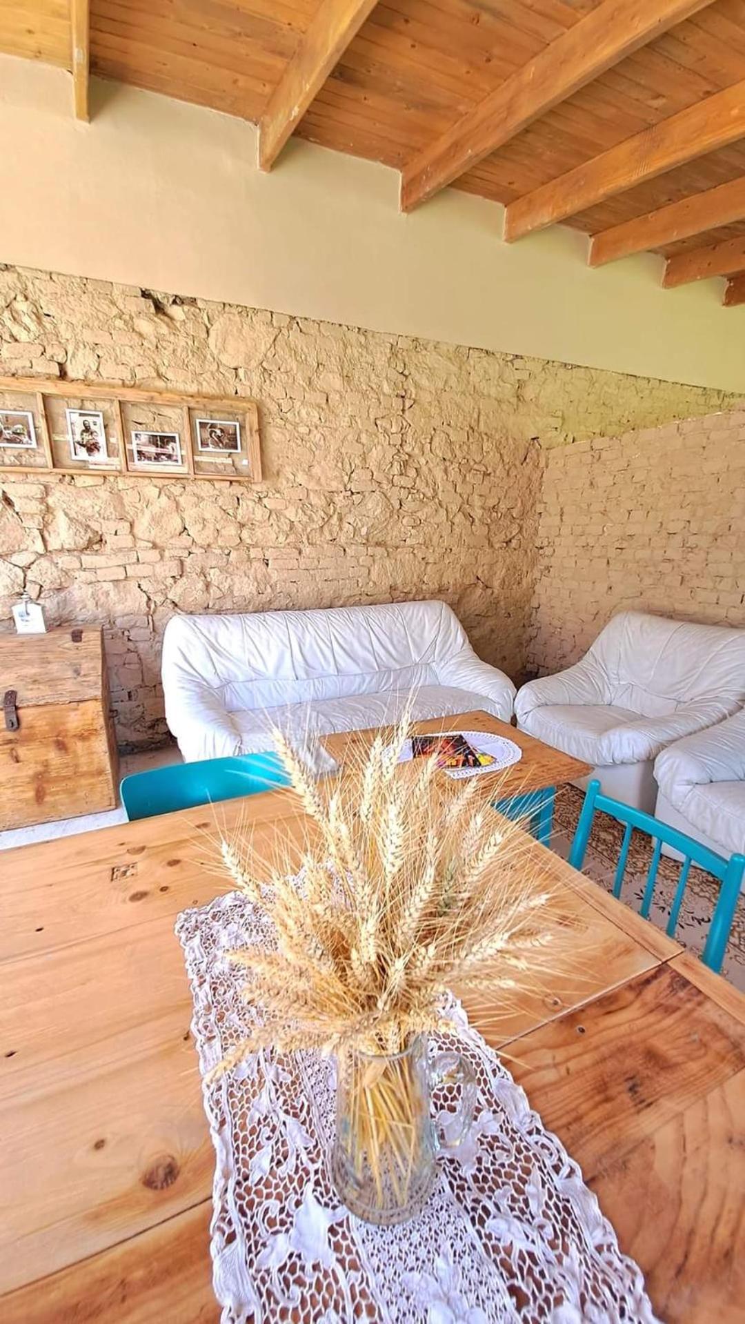 Bed & Breakfast Hugo Plesivec Exterior foto
